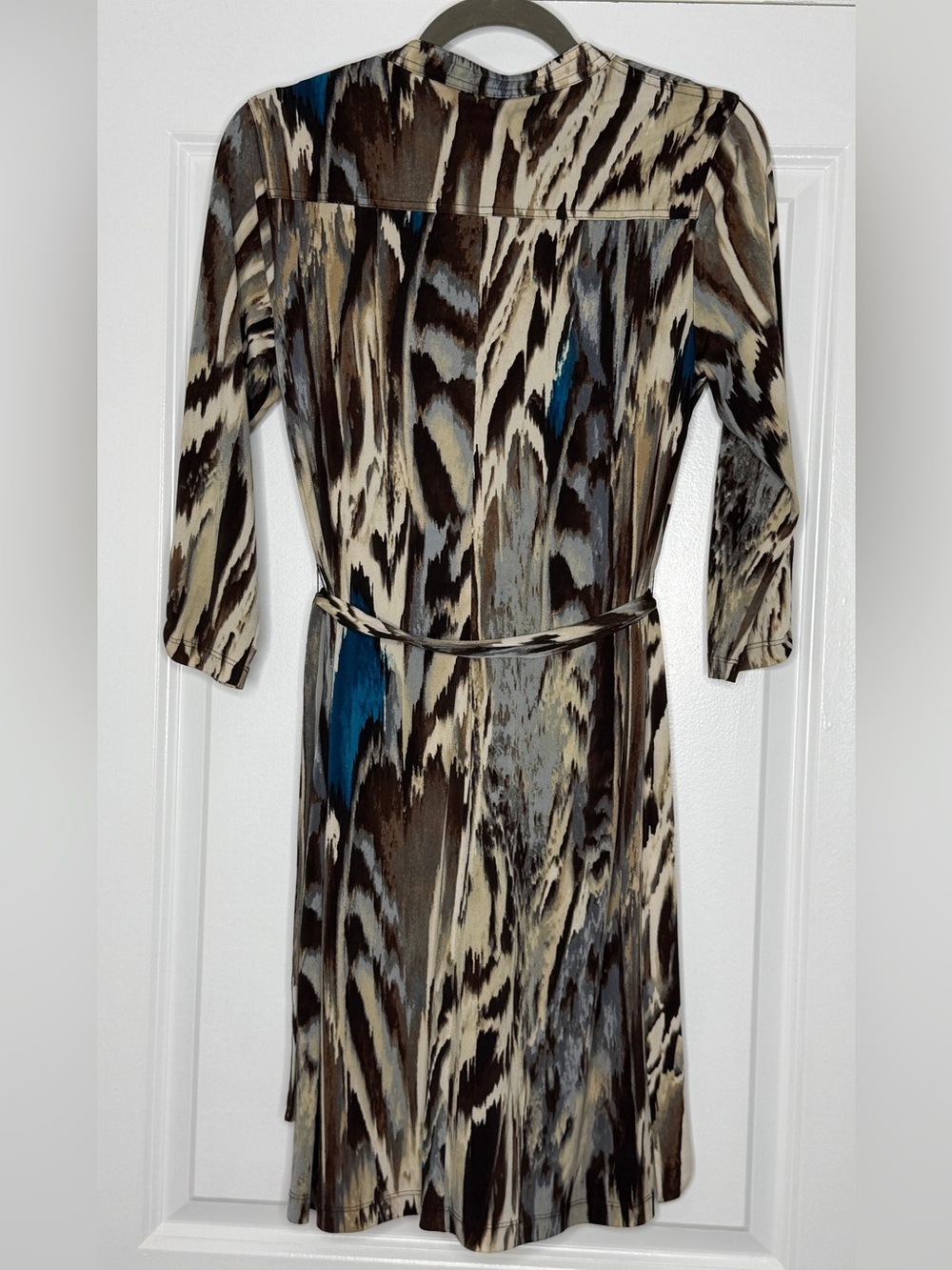 Saint Tropez West Sz 6 Abstract Ikat Style Button Front Dress Tie Waist | GUC - Picture 3 of 11